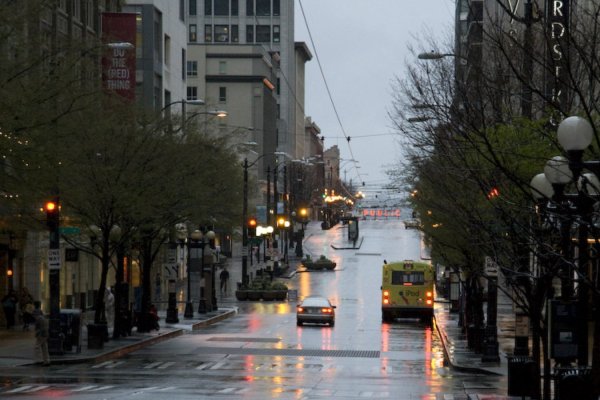 Дождливая улица