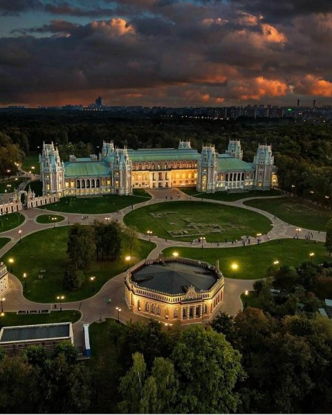 Царицыно (дворцово-парковый ансамбль)