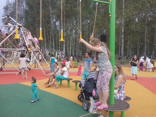 Городской парк семья Нижнекамск