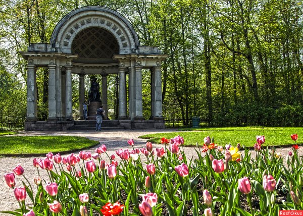 Павловский парк павильон Росси