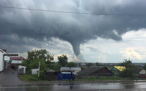 Ураган буря смерч МЧС