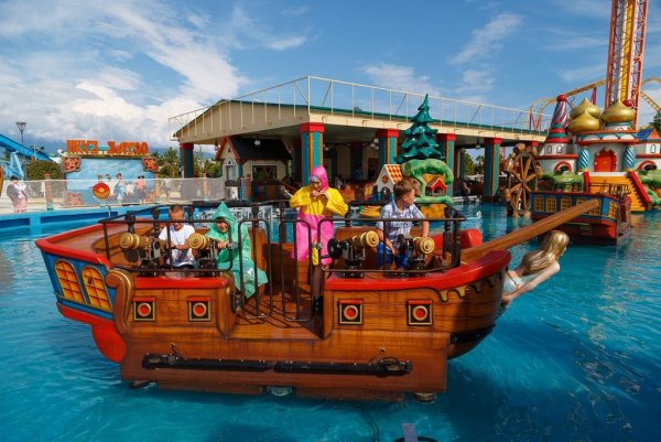 Адлер АТРАК парк аттракционов