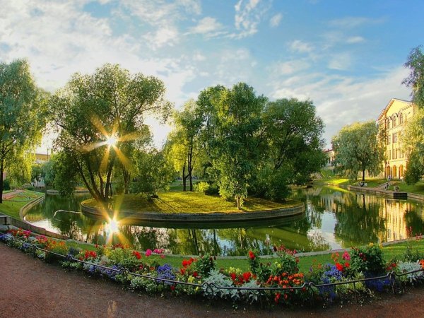 Юсуповский сад в Санкт-Петербурге