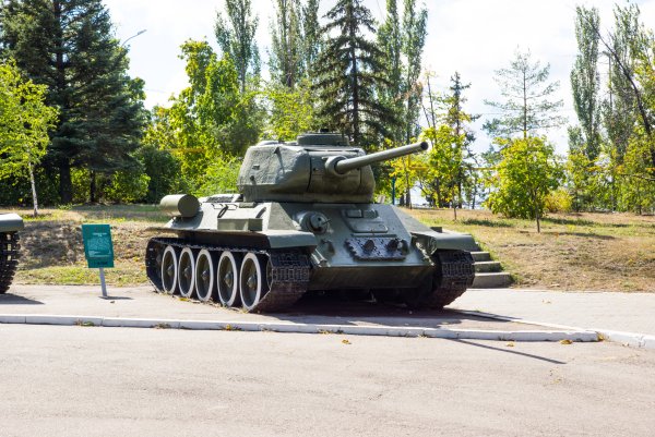 Т 34 В парке Победы Саратов