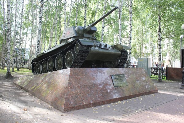 Памятник «танк т-34» Ржев