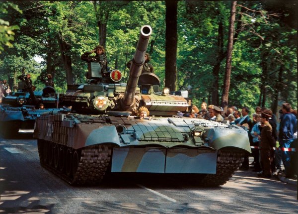 Танк т-80 в ГСВГ