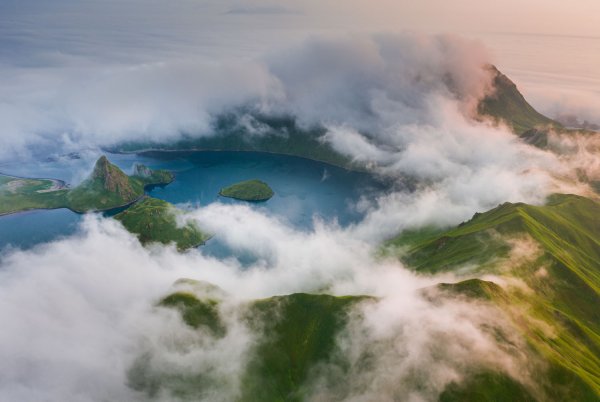 Остров Янкича Курилы