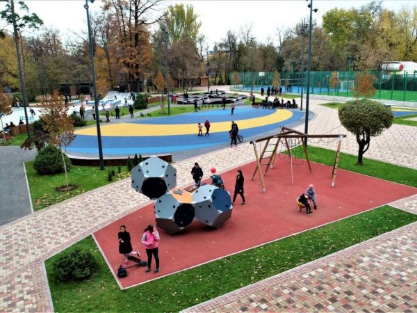 Центральный парк Алматы