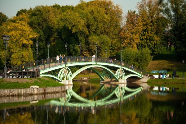 Парк с мостиками в Москве