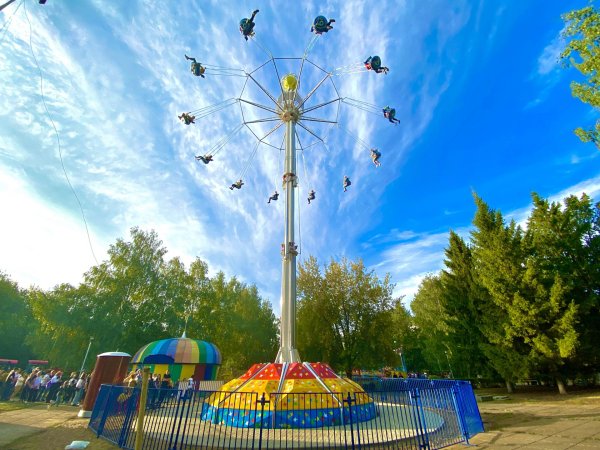 Парк Победы Набережные Челны аттракционы