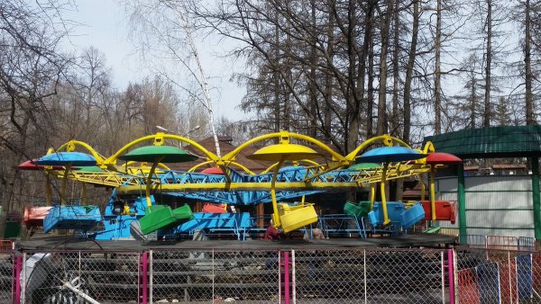 Парк Победы Ульяновск карусели