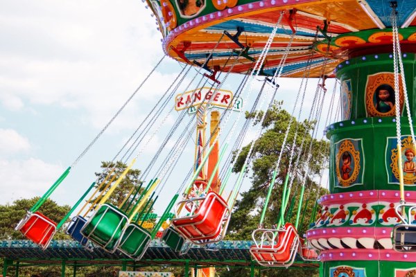 Гагарин парк Челябинск аттракционы