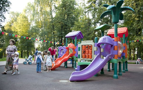 Скитские пруды Сергиев Посад детская площадка