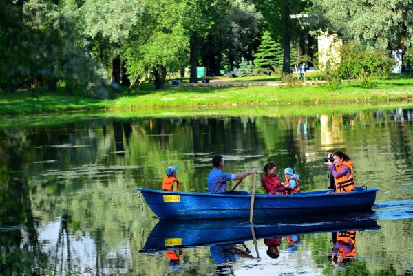 ЦПКИО Елагин остров лодки