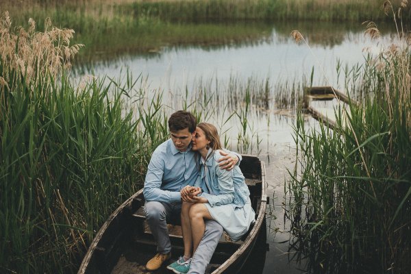 Пара в лодке