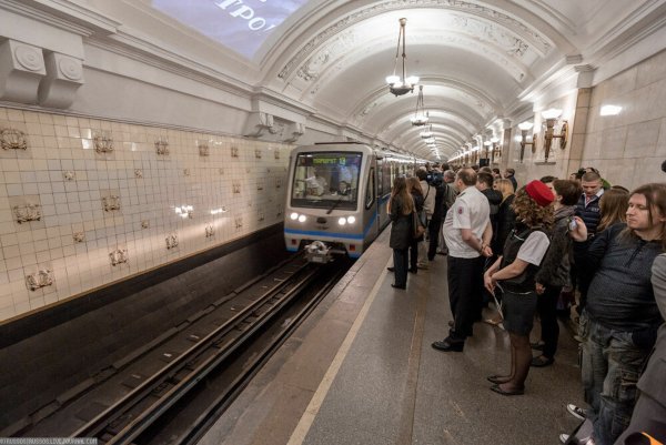 Станция МИТРО В Москве