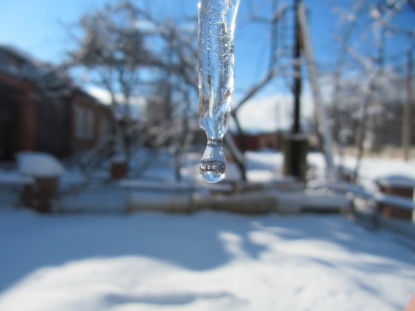 Февраль капель