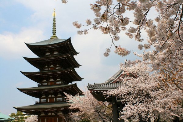 Японская пагода