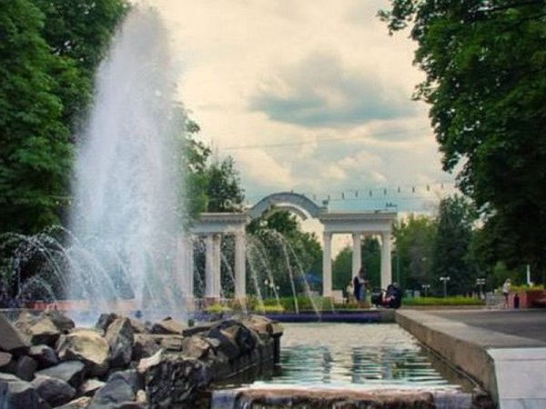 Городской парк фонтан город орёл