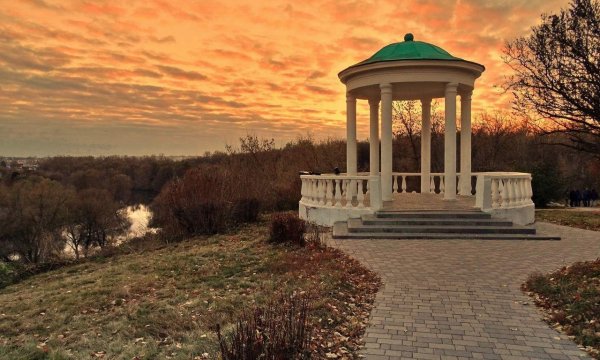 Беседка Дворянское гнездо в Орле