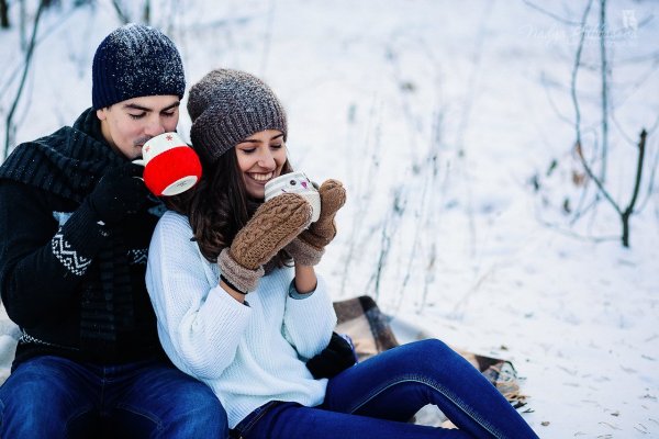 Зимняя фотосессия пары