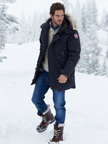 Мужик в зимней одежде