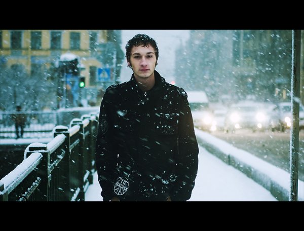 Парень зимой