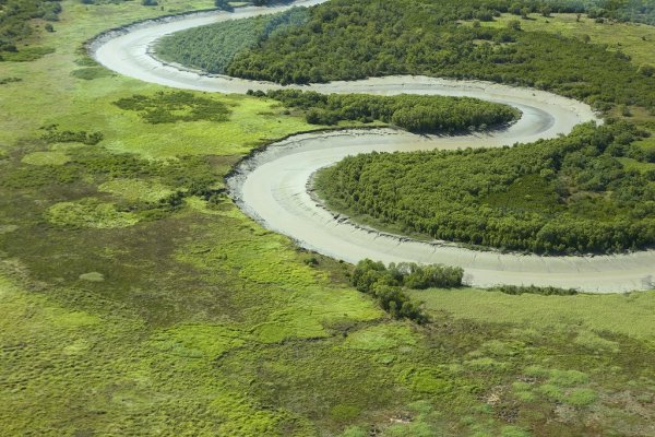 Река в национальном парке Какаду, Австралия.