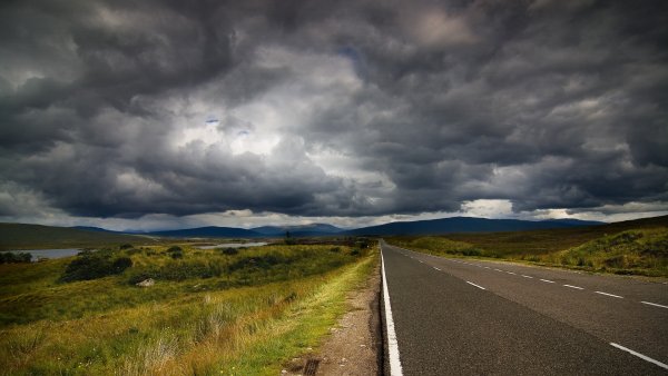 Пейзаж с дорогой