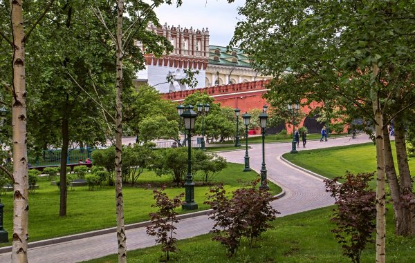 Александровский парк Москва