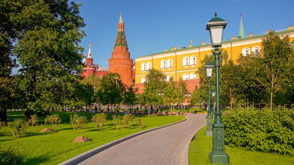 Александровский парк Москва