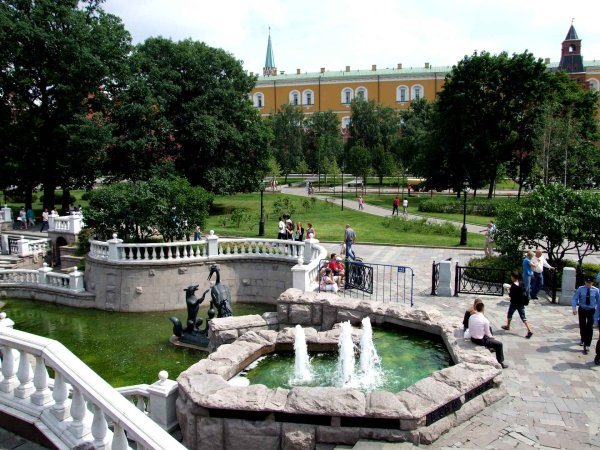 Александровский сад парк