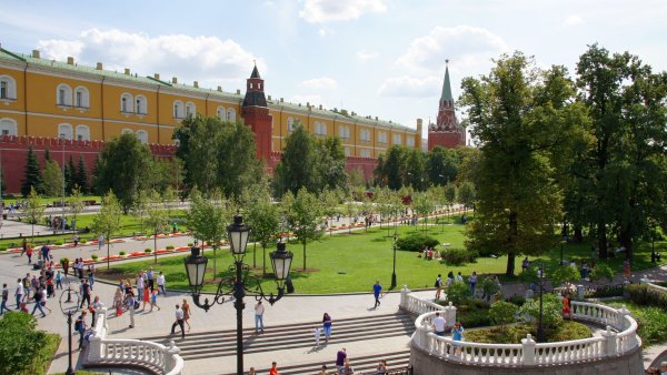 Александровский сад и Манежная площадь