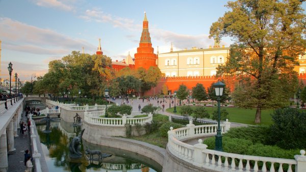 Александровский парк Москва