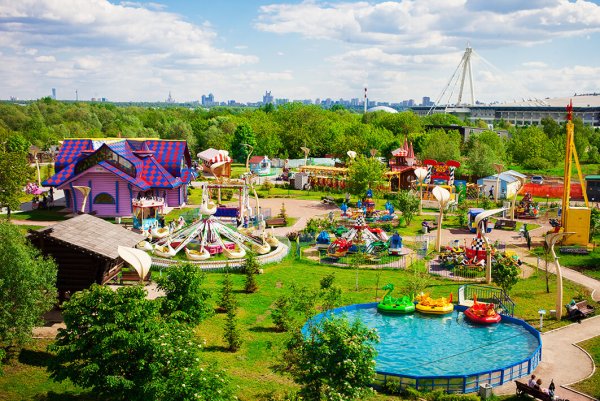 Крылатское парк аттракционов