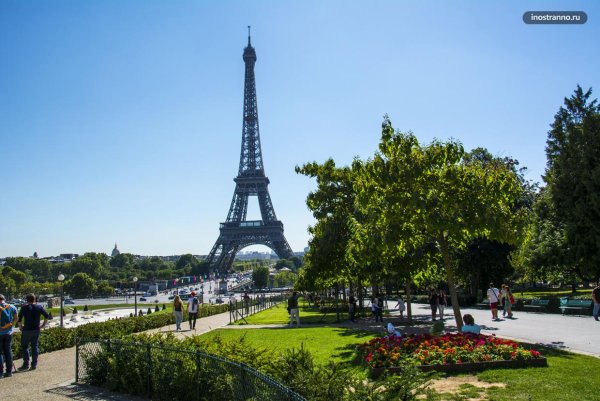 Париж Елисейские поля Эйфелева башня