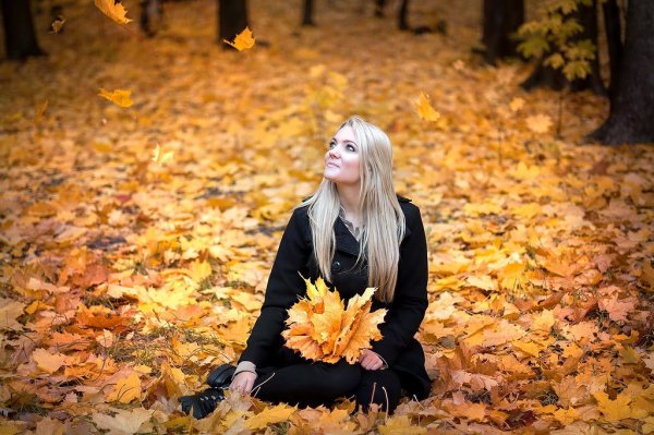 Фотосессия в листьях