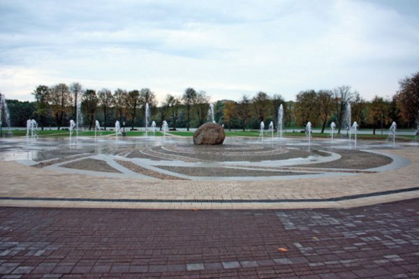 Минск фонтан парк Победы