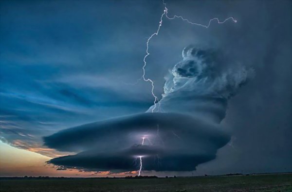 Электрическое Торнадо