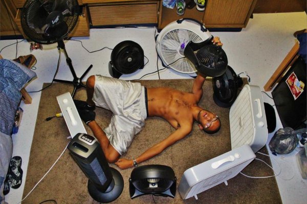 Очень жарко прикол