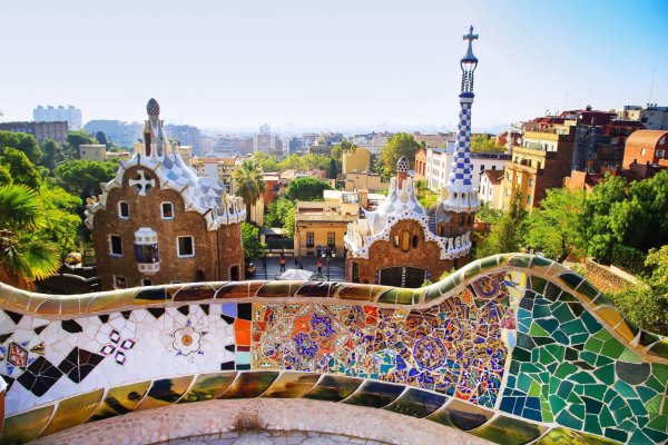 Испания архитектура Барселона парк Гауди