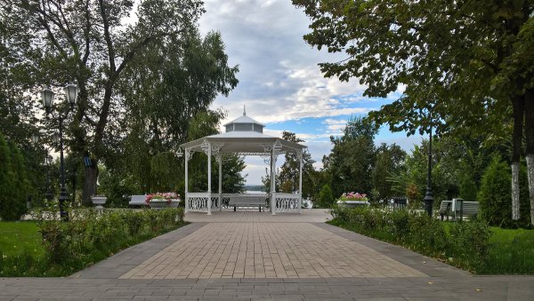 Загородный парк Струковский