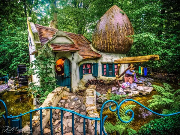 Нидерланды парк аттракционов Эфтелинг