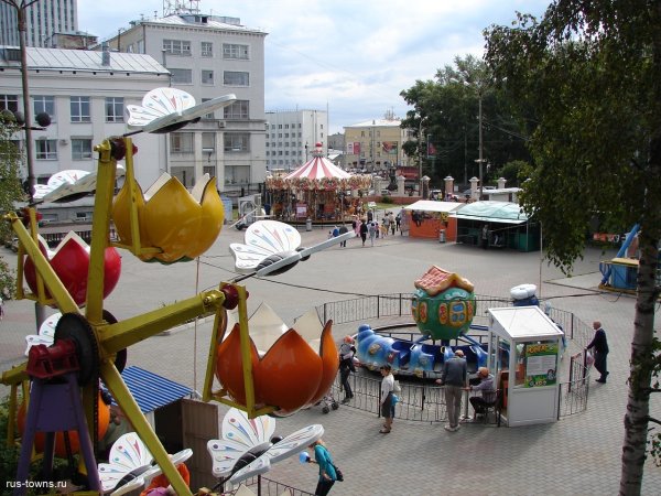 Аттракционы в Архангельске потешный двор