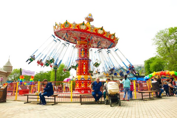 Карусель, Владивосток, Батарейная улица