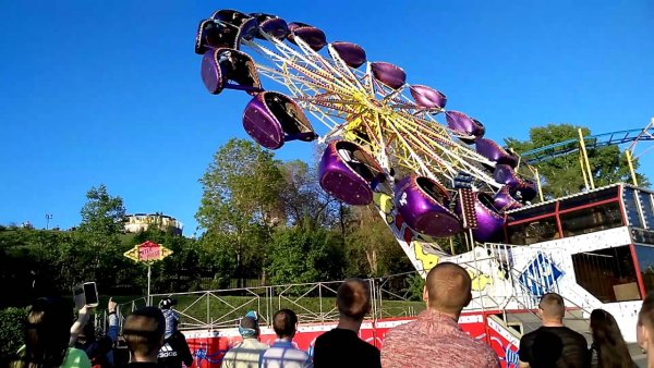 Парк Гагарина Комсомольск на Амуре аттракционы