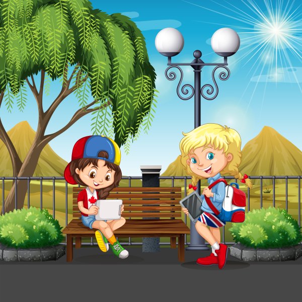 Девочка в парке мультяшных