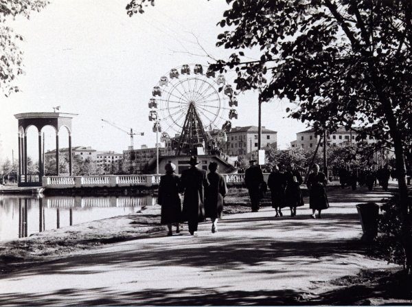 Автозаводский парк Нижний Новгород 90е