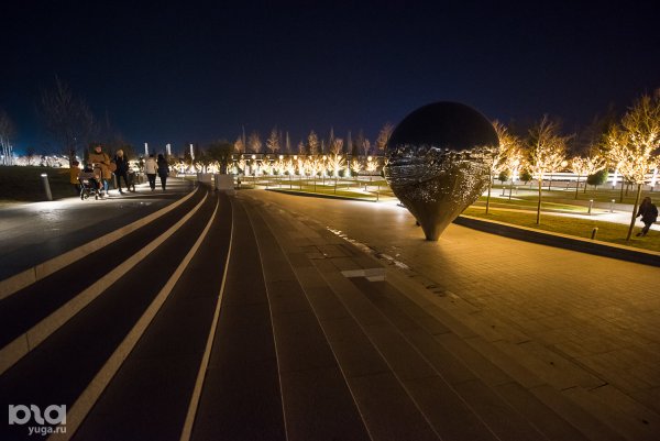 Стадион Краснодар ночью 2020