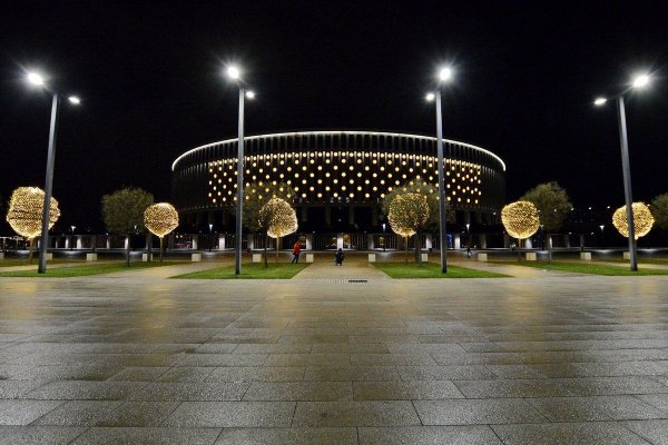 Стадион Краснодар парк ночью